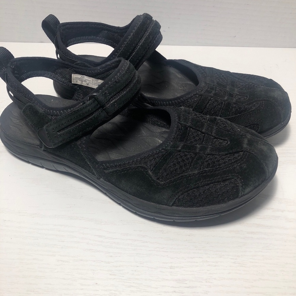 Merrell Women Black Close Toe Sandals Mesh Mary Jane Hiking Walking Shoes Size 7